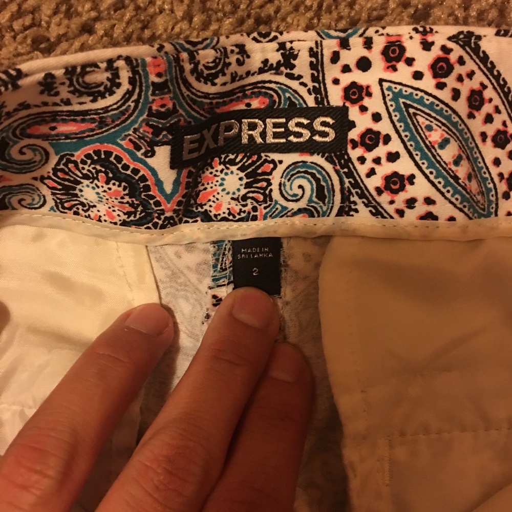 Express shorts - Picture 2 of 2